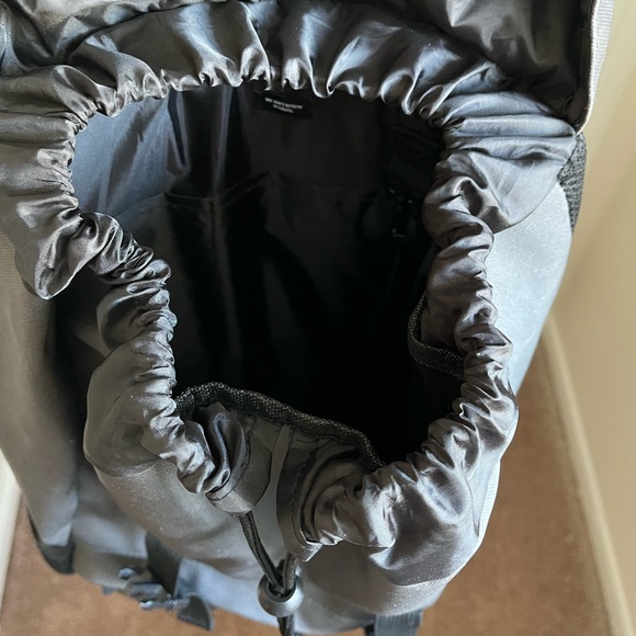 Typo Backpack - Picture 4 of 6